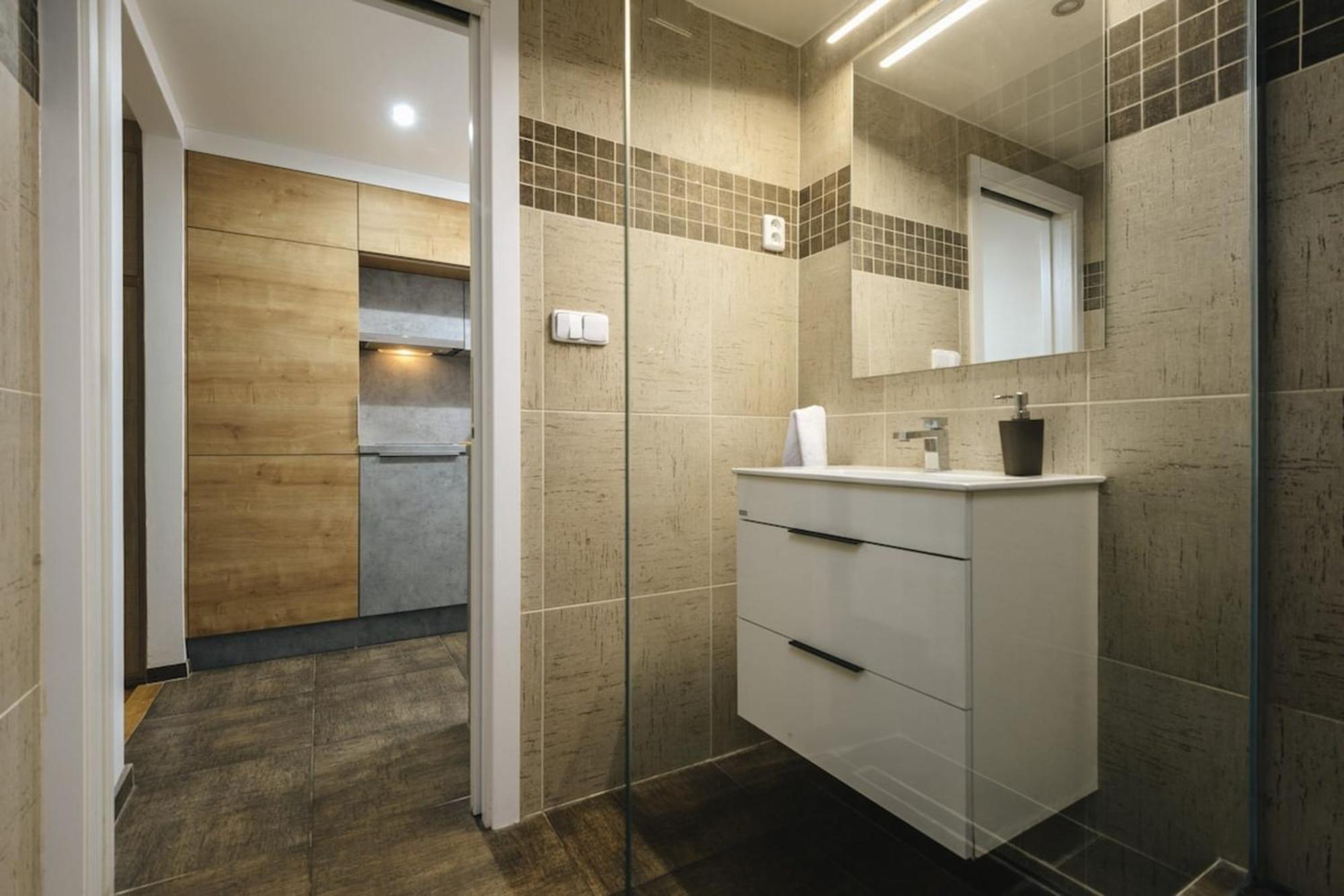 Cozy & Comfortable Apt Walking Anywhere You Want Sen Πράγα Εξωτερικό φωτογραφία