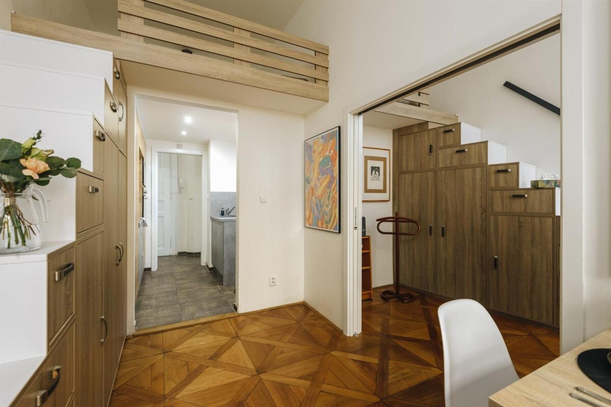 Cozy & Comfortable Apt Walking Anywhere You Want Sen Πράγα Εξωτερικό φωτογραφία